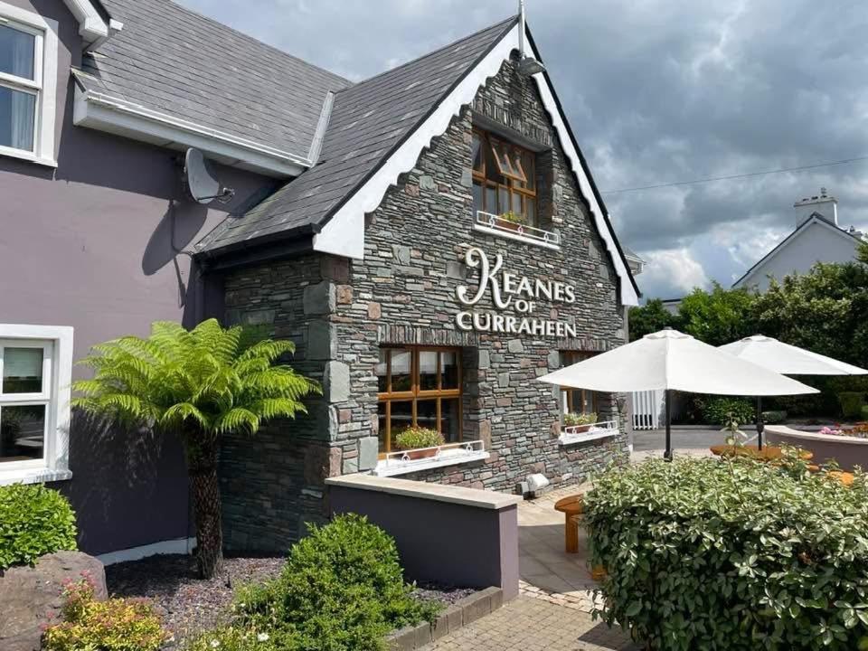 Keanes Of Curraheen, Bar, Restaurant & Accommodation Tralee Eksteriør bilde